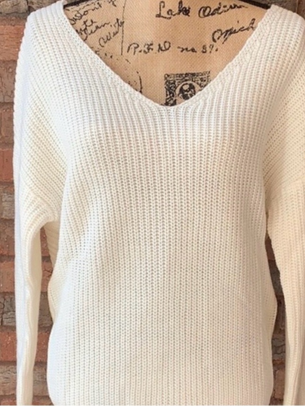 Women’s Cream Twist-Back Knit Sweater - Picture 3 of 4